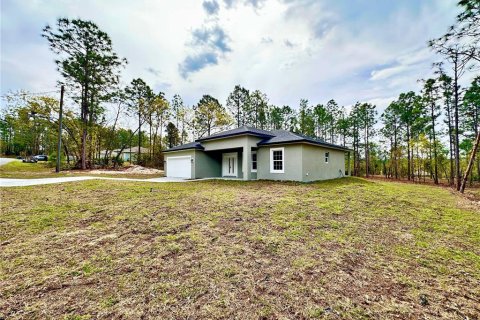 House in Citrus Springs, Florida 3 bedrooms, 142.05 sq.m. № 1597414 - photo 5