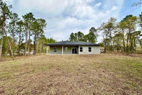 House in Citrus Springs, Florida 3 bedrooms, 142.05 sq.m. № 1597414 - photo 11