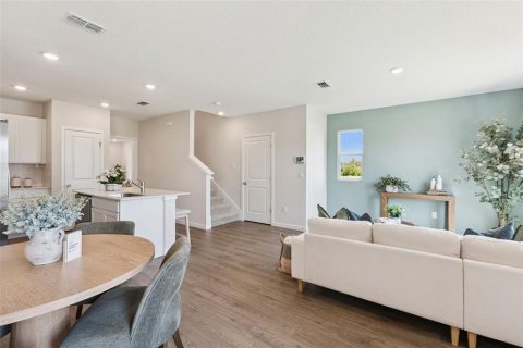 Touwnhouse à vendre à Kissimmee, Floride: 3 chambres, 138.33 m2 № 2207280 - photo 4