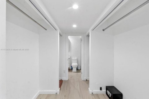 Condominio en venta en Miami Beach, Florida, 1 dormitorio, 57.6 m2 № 1715130 - foto 4