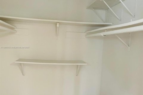 Copropriété à vendre à Sunrise, Floride: 1 chambre, 58.53 m2 № 1979473 - photo 8