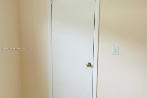 Copropriété à vendre à Sunrise, Floride: 1 chambre, 58.53 m2 № 1979473 - photo 7