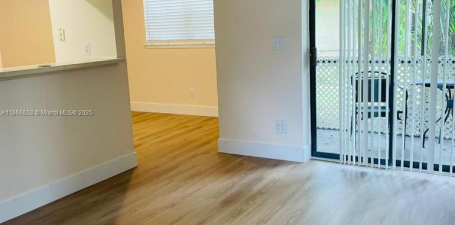 Condo à Sunrise, Floride, 1 chambre  № 1979473