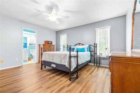 House in Palm Harbor, Florida 2 bedrooms, 119.66 sq.m. № 1523707 - photo 30