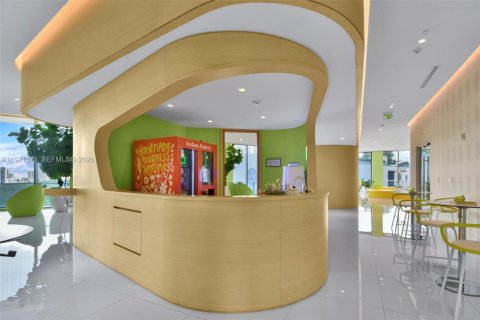 Condo in Miami, Florida, 1 bedroom  № 2052901 - photo 22