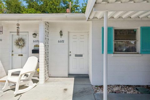 House in Bradenton, Florida 2 bedrooms, 75.81 sq.m. № 2103482 - photo 8