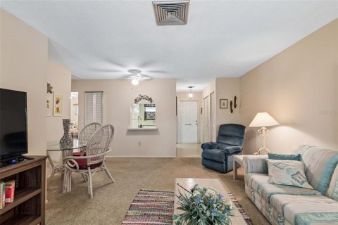 House in Bradenton, Florida 2 bedrooms, 75.81 sq.m. № 2103482 - photo 18