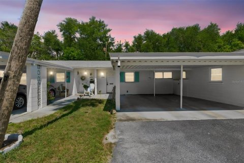 Casa en Bradenton, Florida 2 dormitorios, 75.81 m2 № 2103482