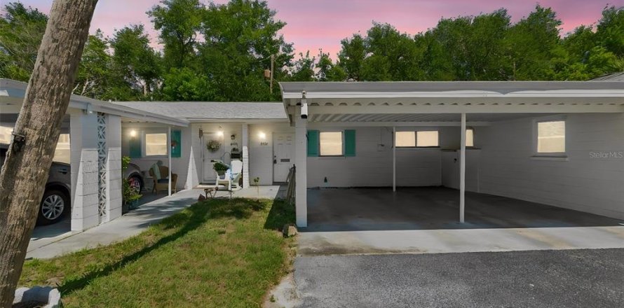 House in Bradenton, Florida 2 bedrooms, 75.81 sq.m. № 2103482
