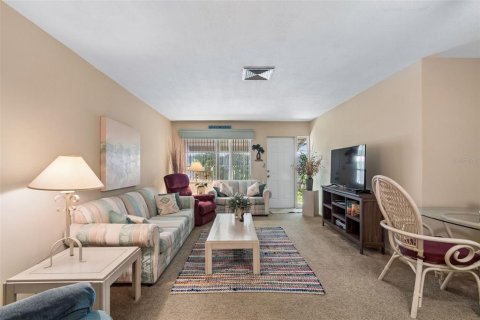 House in Bradenton, Florida 2 bedrooms, 75.81 sq.m. № 2103482 - photo 16