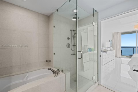 Copropriété à vendre à Miami Beach, Floride: 2 chambres, 128.86 m2 № 2013505 - photo 8