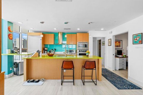 Copropriété à louer à Saint Petersburg, Floride: 1 chambre, 113.81 m2 № 2396923 - photo 6