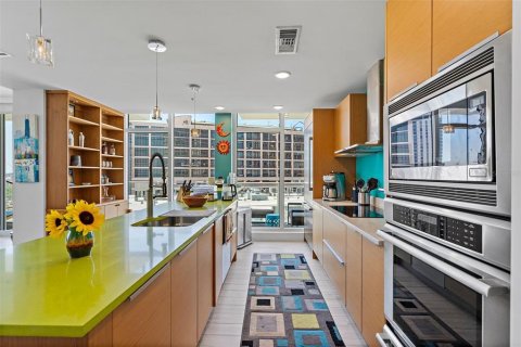 Copropriété à louer à Saint Petersburg, Floride: 1 chambre, 113.81 m2 № 2396923 - photo 10
