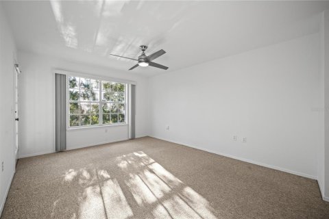 Copropriété à vendre à Sarasota, Floride: 2 chambres, 113.71 m2 № 2385866 - photo 18