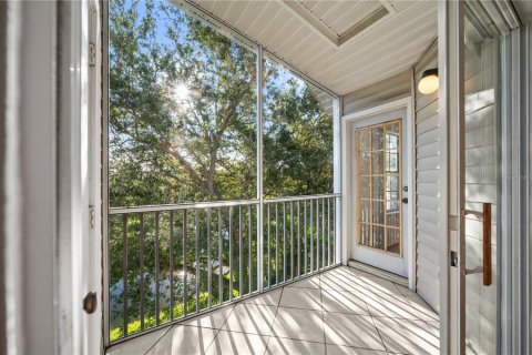 Copropriété à vendre à Sarasota, Floride: 2 chambres, 113.71 m2 № 2385866 - photo 16