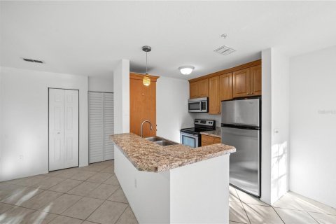 Copropriété à vendre à Sarasota, Floride: 2 chambres, 113.71 m2 № 2385866 - photo 8