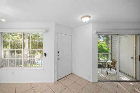 Copropriété à vendre à Sarasota, Floride: 2 chambres, 113.71 m2 № 2385866 - photo 7