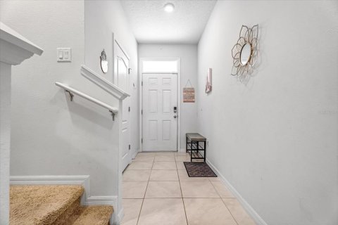 Townhouse in Davenport, Florida 3 bedrooms, 163.32 sq.m. № 1906371 - photo 7