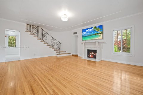 Casa en alquiler en Pinecrest, Florida, 6 dormitorios, 544.04 m2 № 1968501 - foto 12