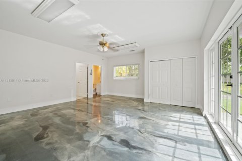 Casa en alquiler en Pinecrest, Florida, 6 dormitorios, 544.04 m2 № 1968501 - foto 16
