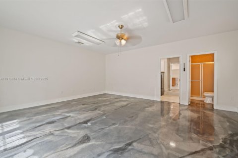 Casa en alquiler en Pinecrest, Florida, 6 dormitorios, 544.04 m2 № 1968501 - foto 17