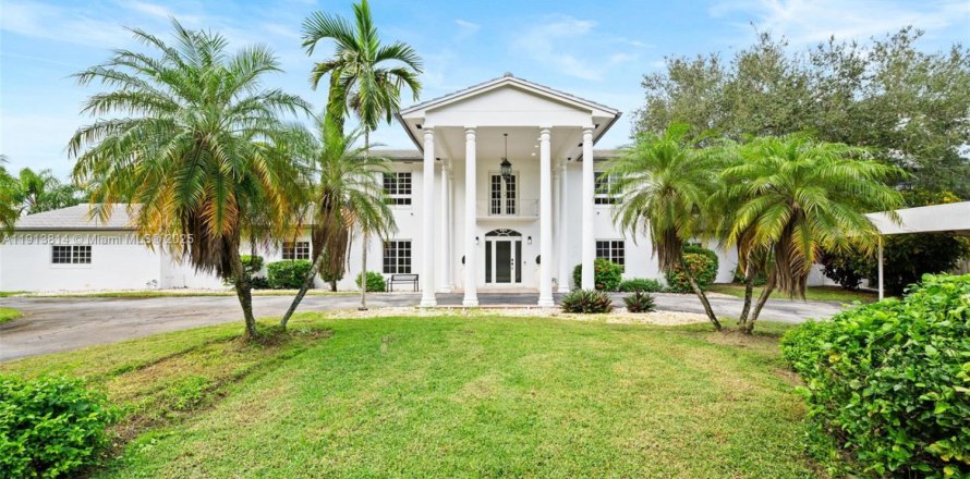 Casa en Pinecrest, Florida 6 dormitorios, 544.04 m2 № 1968501