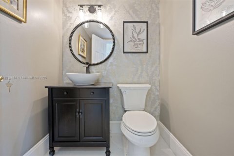 Casa en alquiler en Pinecrest, Florida, 6 dormitorios, 544.04 m2 № 1968501 - foto 19