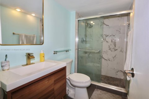 Купить кондоминиум в Авентура, Флорида 2 спальни, 121.98м2, № 1739285 - фото 30