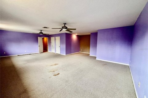 Casa en venta en Kissimmee, Florida, 5 dormitorios, 383.97 m2 № 1774922 - foto 15