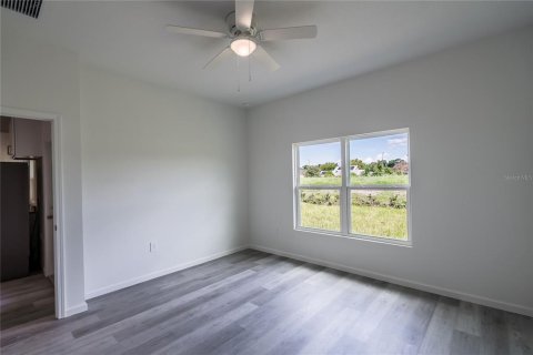 House in Orlando, Florida 4 bedrooms, 135.45 sq.m. № 2202104 - photo 19