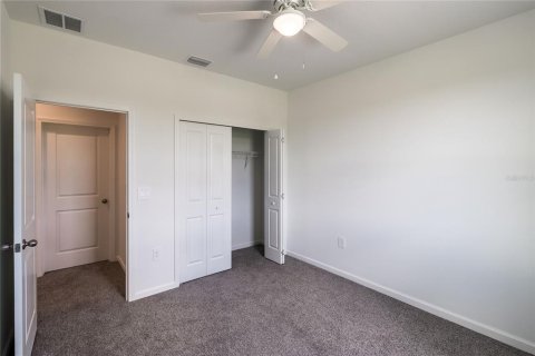 House in Orlando, Florida 4 bedrooms, 135.45 sq.m. № 2202104 - photo 20