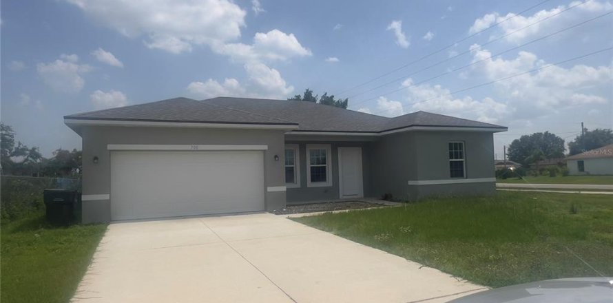 Villa ou maison à Poinciana, Floride 3 chambres, 144.93 m2 № 2119313