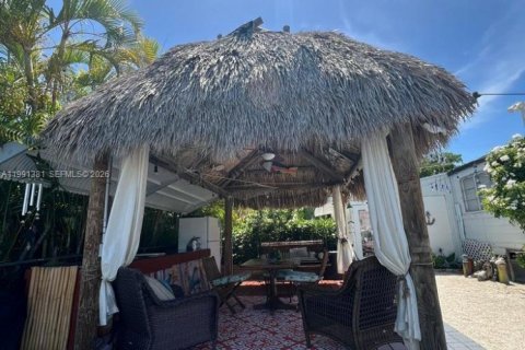 House in Key Largo, Florida 3 bedrooms № 2052510 - photo 10