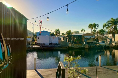 House in Key Largo, Florida 3 bedrooms № 2052510 - photo 5