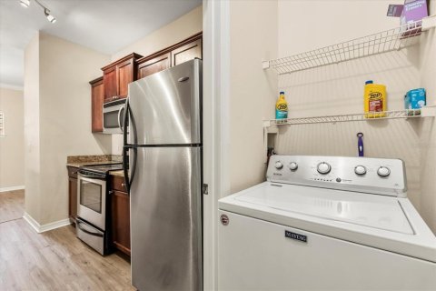 Condo in Lake Mary, Florida, 1 bedroom  № 1769007 - photo 8