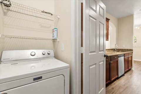 Condo in Lake Mary, Florida, 1 bedroom  № 1769007 - photo 9