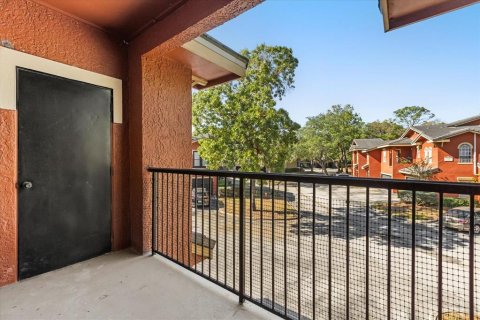 Condo in Lake Mary, Florida, 1 bedroom  № 1769007 - photo 10