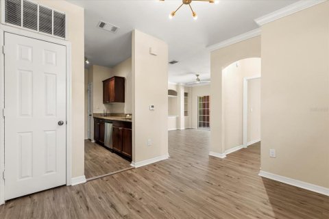 Condo in Lake Mary, Florida, 1 bedroom  № 1769007 - photo 17