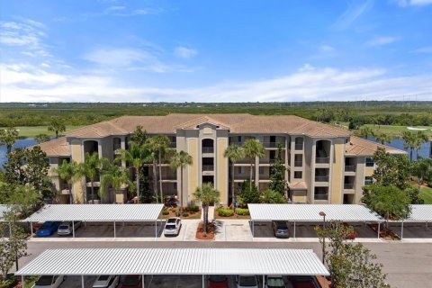 Снять в аренду кондоминиум в Брейдентон, Флорида 2 спальни, 120.4м2, № 1143915 - фото 1