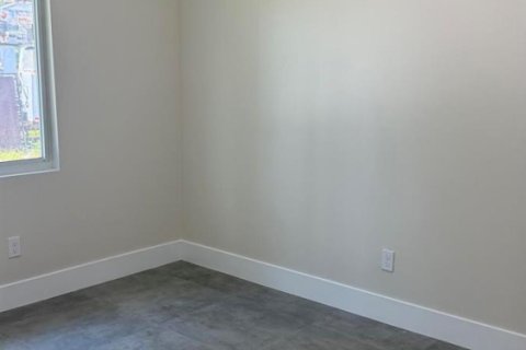 Casa en alquiler en St. Lucie, Florida, 4 dormitorios, 134.71 m2 № 2078185 - foto 9