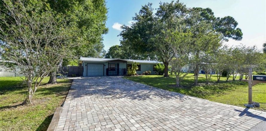 Villa ou maison à Sarasota, Floride 2 chambres, 150.32 m2 № 213352