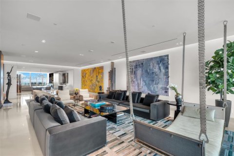 Condo in Key Biscayne, Florida, 5 bedrooms  № 2244008 - photo 8