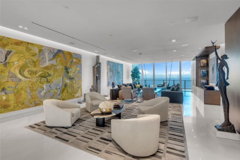 Condo in Key Biscayne, Florida, 5 bedrooms  № 2244008 - photo 5