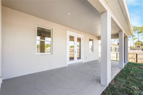 Villa ou maison à louer à Palm Bay, Floride: 4 chambres, 201.69 m2 № 2384415 - photo 27