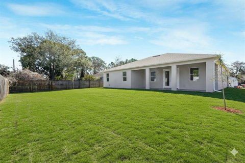 Villa ou maison à louer à Palm Bay, Floride: 4 chambres, 201.69 m2 № 2384415 - photo 28