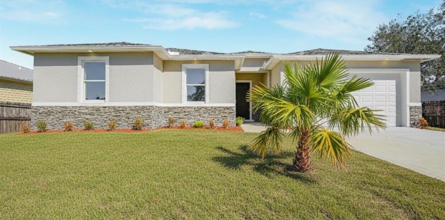 Villa ou maison à Palm Bay, Floride 4 chambres, 201.69 m2 № 2384415