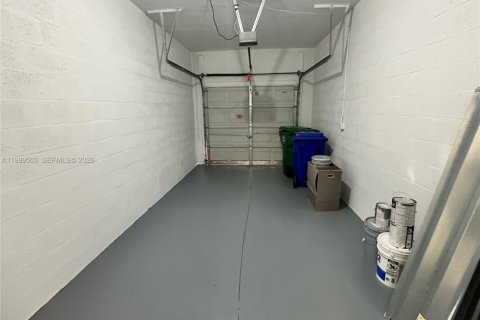 Adosado en venta en Miramar, Florida, 3 dormitorios, 181.53 m2 № 2064654 - foto 24