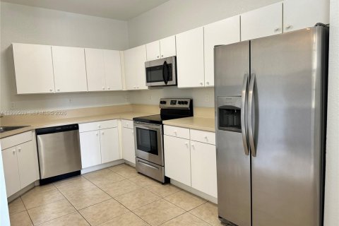 Adosado en venta en Miramar, Florida, 3 dormitorios, 181.53 m2 № 2064654 - foto 6