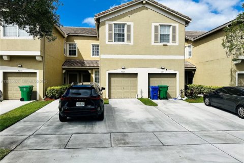 Touwnhouse à Miramar, Floride 3 chambres, 181.53 m2 № 2064654