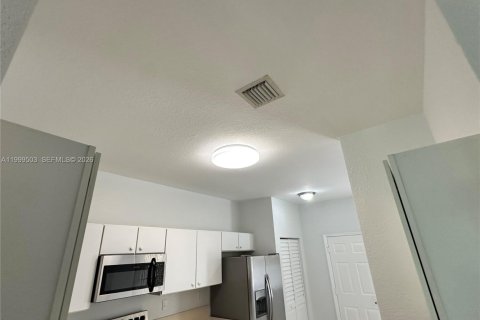 Adosado en venta en Miramar, Florida, 3 dormitorios, 181.53 m2 № 2064654 - foto 23